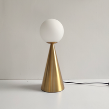 Load image into Gallery viewer, Postmodern table lamp Cone - 02 Options