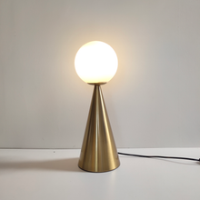 Load image into Gallery viewer, Postmodern table lamp Cone - 02 Options