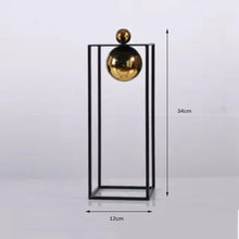 Load image into Gallery viewer, Geometric metal Gold decor - 03 models
