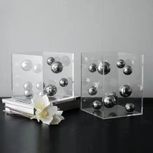 Load image into Gallery viewer, Acrylic box with metalic balls - 04 colors
