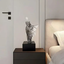 Load image into Gallery viewer, Decorative Sculpture Windy
