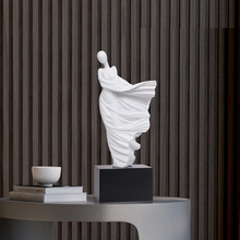 Load image into Gallery viewer, Decorative Sculpture Windy
