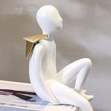 Load image into Gallery viewer, Decorative statues Little Dreamer - creative design
